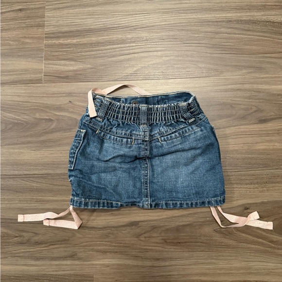 Old Navy Y2K Baby Girl Blue Denim Skirt with Pink Accents ties size 18-24M - Picture 2 of 5